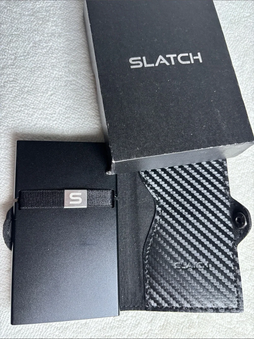 Carbon Fiber Black Minimalist Card & Key Holder